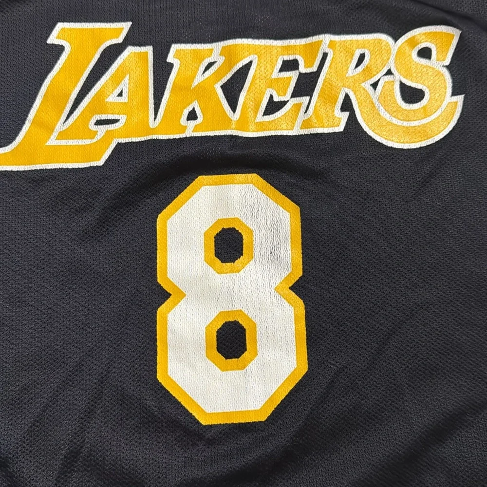 Vintage Kobe Bryant 8 Los Angeles Lakers NBA Jersey Champion Black Yellow-XL - Picture 10 of 11